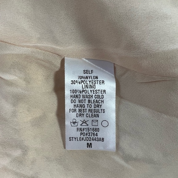 Storia Crochet-Lace Baby Doll Mini Dress in Vanilla/Cream, size M - Picture 11 of 11